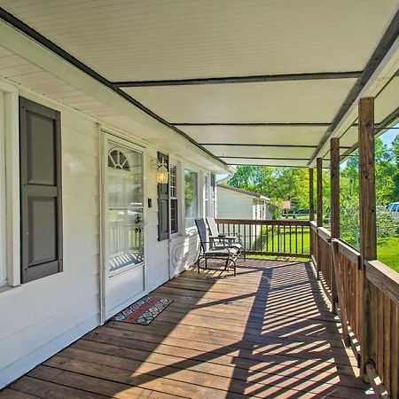 Dog-Friendly Fayetteville Home With Hot Tub! Exterior photo