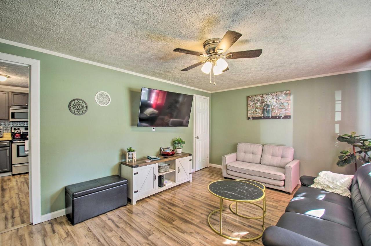 Dog-Friendly Fayetteville Home With Hot Tub! Exterior photo